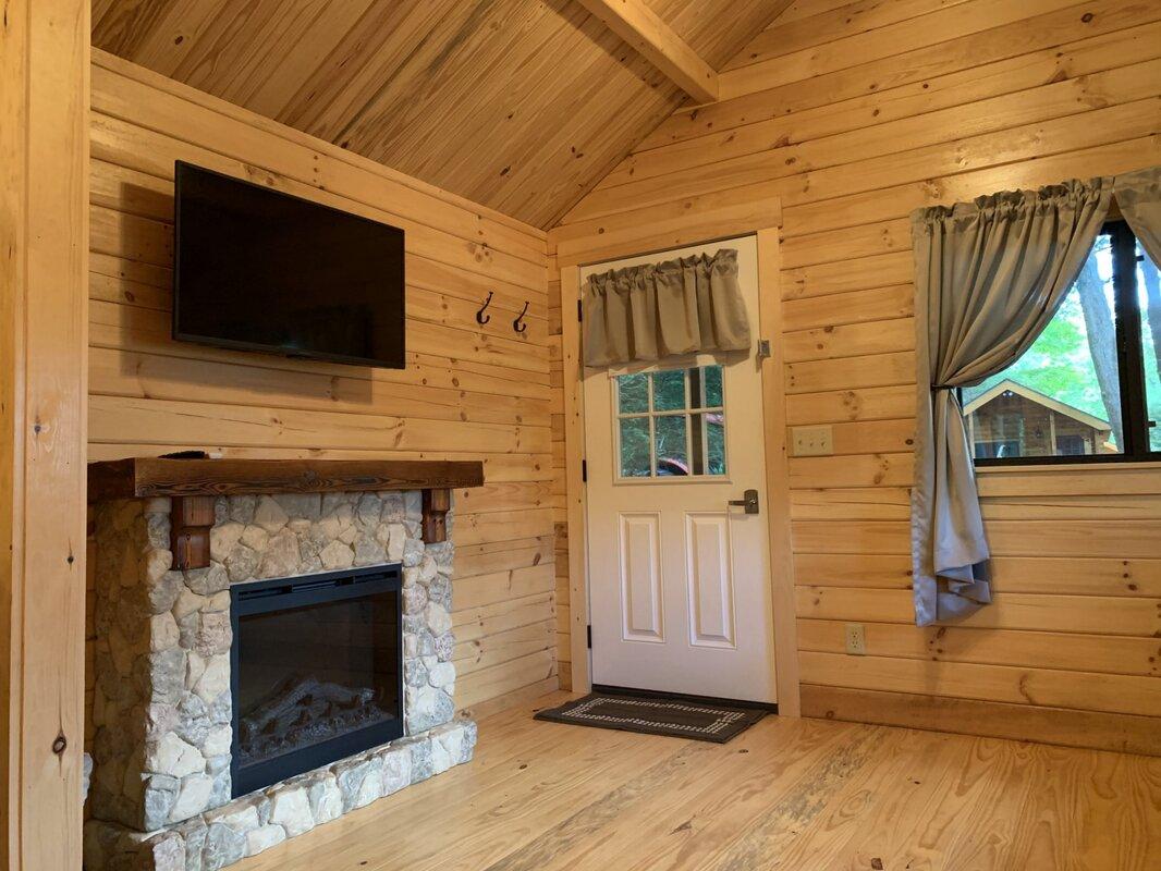 Deluxe Cabin fireplace